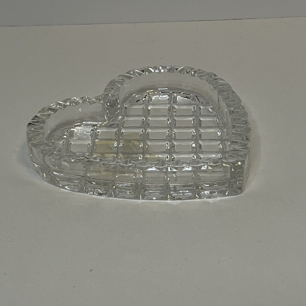 Mikasa Lovely Hearts Crystal candy dish 5" CHL02 Czech Republic